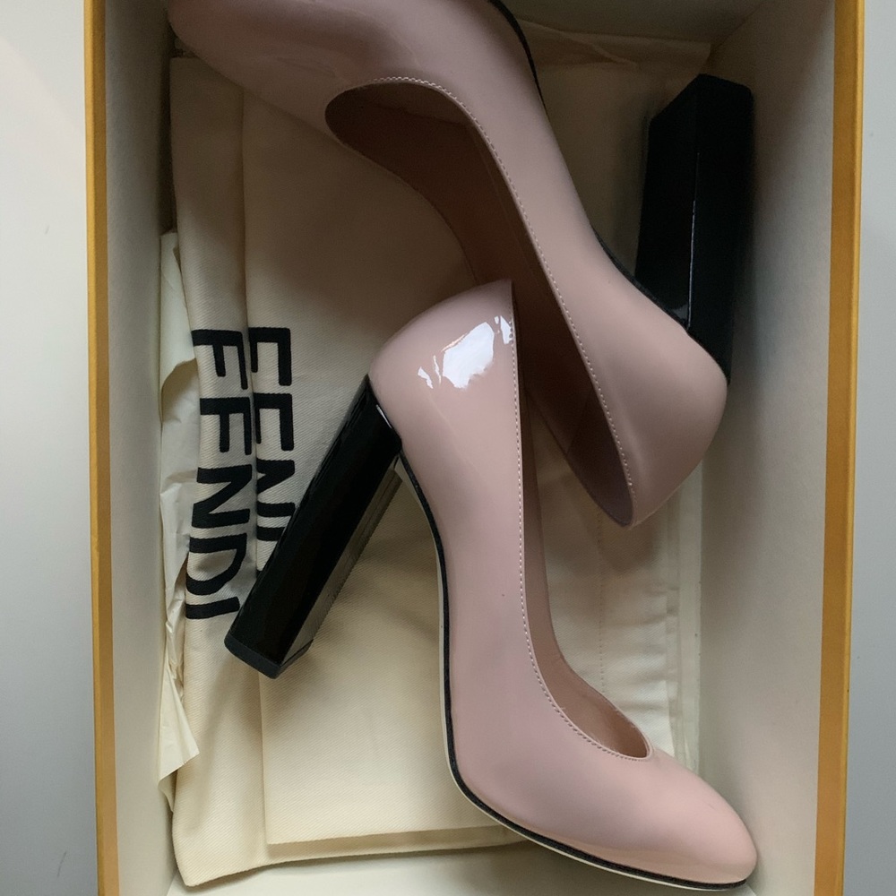 FENDI Shoes Size 35 | Made in Italy 🇮🇹